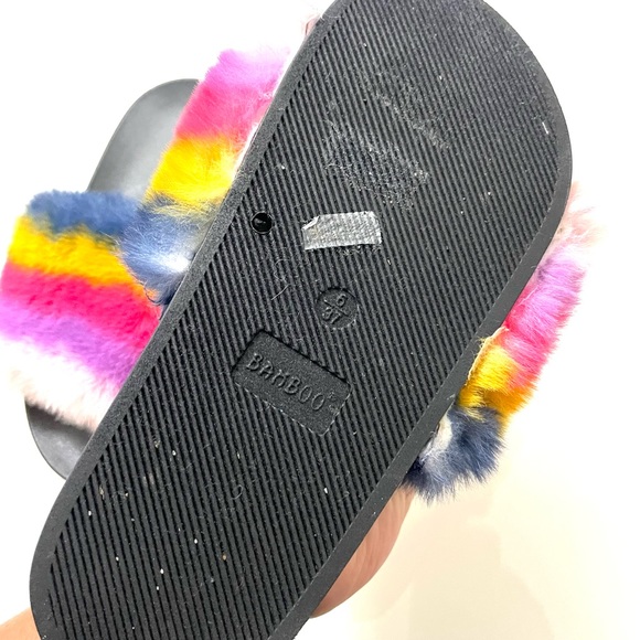Colorful Rainbow Furry Vegan Slide Sandal Slippers Women's Flat Size 6 - Picture 4 of 8